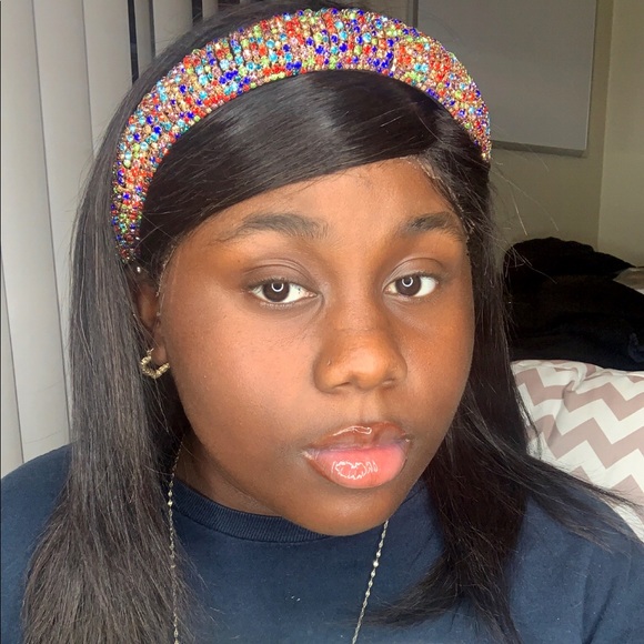 Meet the Posher Other - Meet your Posher, Edrianna